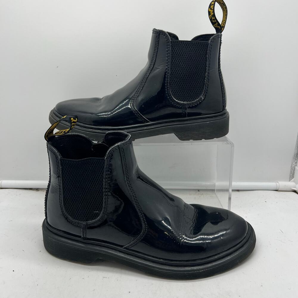 Dr. Martens Booties Boots Womens 5 Black Patent Chelsea Slip Resistant Ankle - Picture 1 of 9